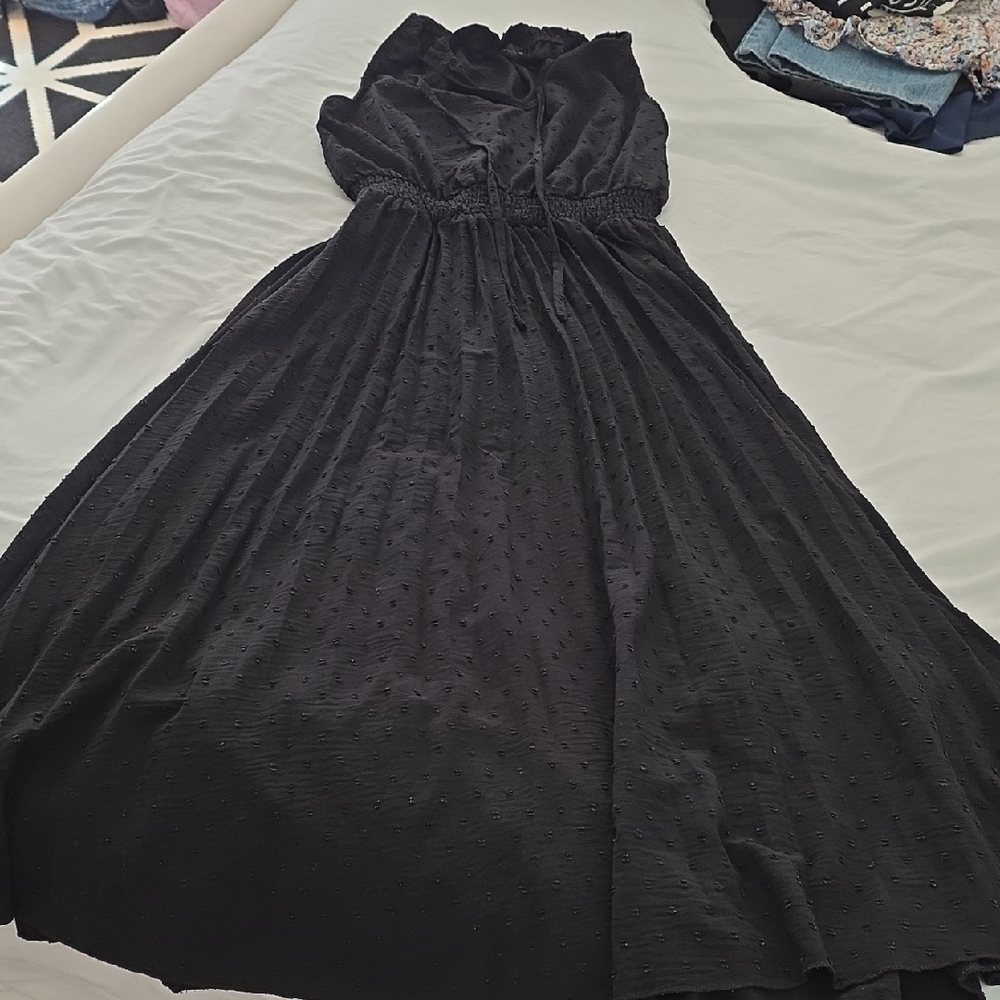 Women’s Black Textured Maxi Dress with Smocked Waist